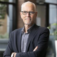 Prof Chris Bullen